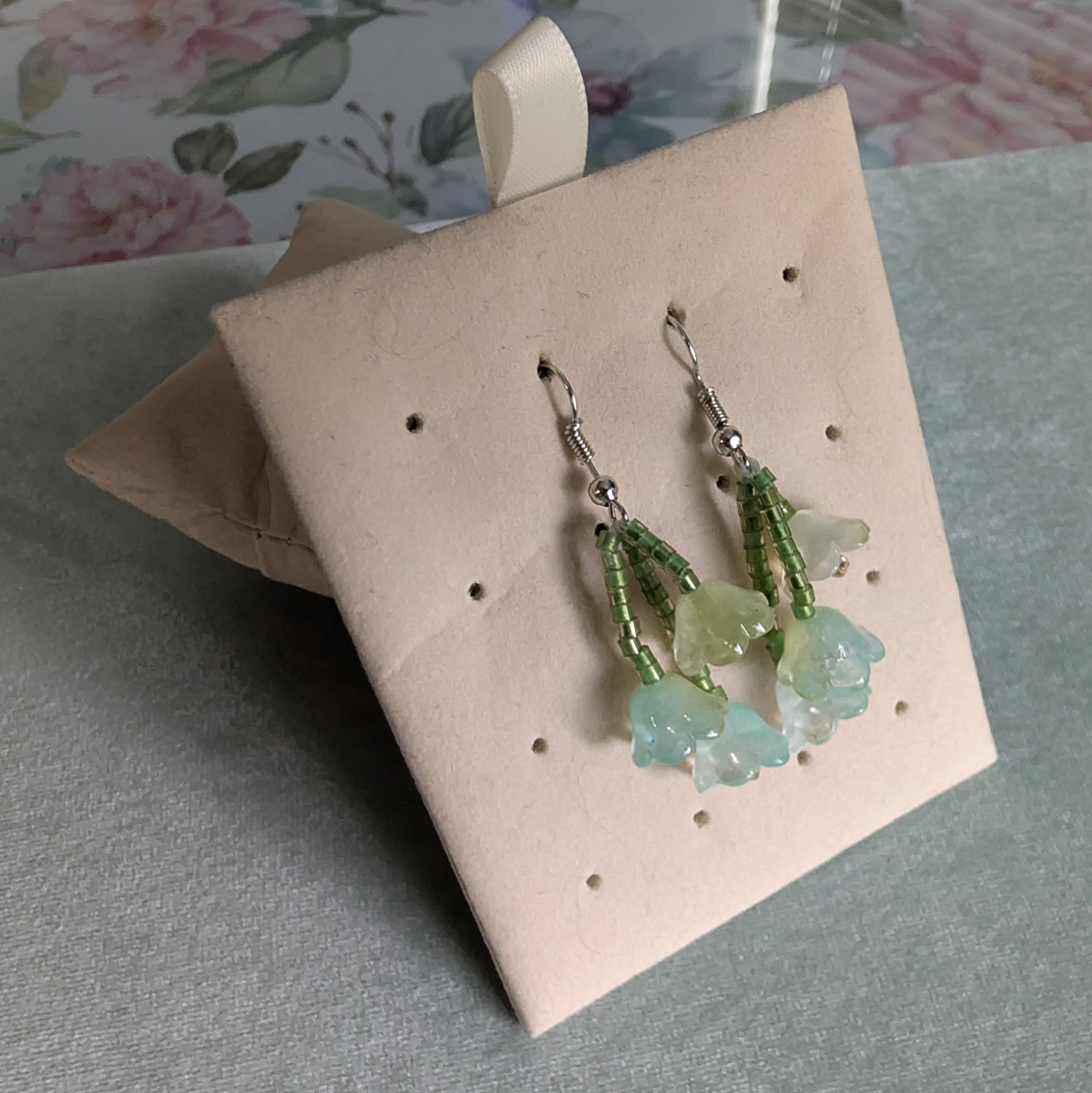 Sugar Blossoms - Seafoam and Pale Mint